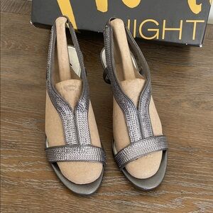 FIONI Pewter Metallic Slingback Sandals